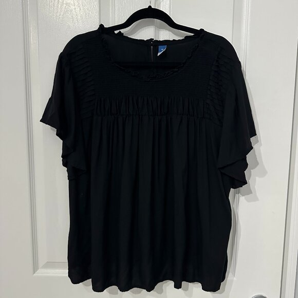 3X Women's Old Navy Black Flutter-Sleeve Smocked Pintucked Swing Blouse in Black - Picture 1 of 7